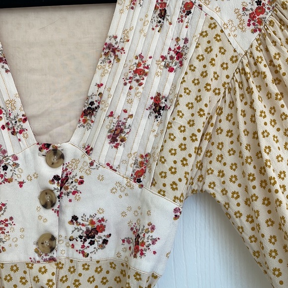 Free People Mini multi pattern button up dress w balloon sleeves tie waist - Picture 4 of 4